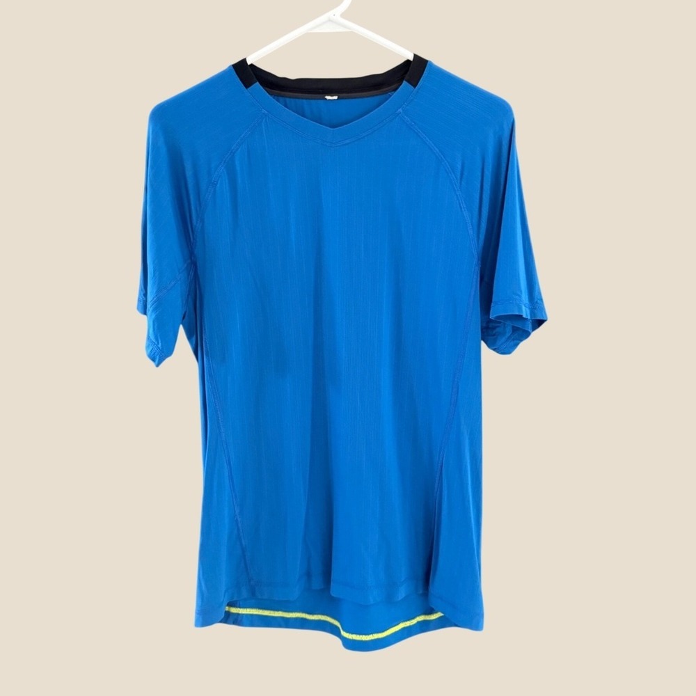 Lululemon Metal Vent Tech Short Sleeve Shirt Mens Electric Blue Black Trim S